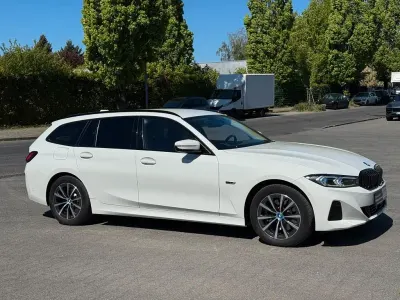 Occasion BMW 320e Sport Line 163 ch (119 kW) 2022 Blanc Break