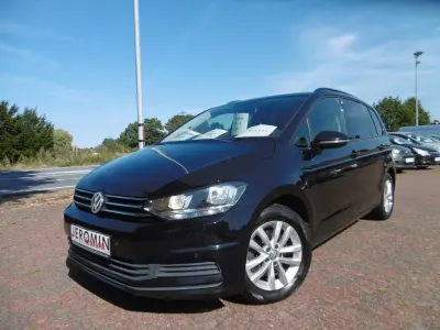 Gebraucht VW Touran Comfortline 110 PS (80 kW) 2016 Schwarz Van / Kleinbus