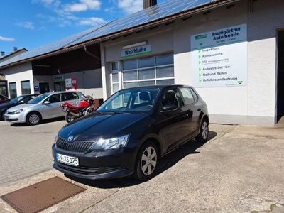 Schwarz Gebraucht 2016 Skoda Fabia Active Kleinwagen | 7.590 € (Fairer Preis)