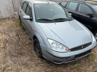 Second-hand Ford Focus 85 CP (62 kW) 2004 Gri Berlinǎ