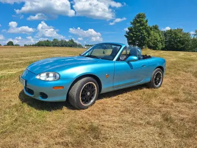Gebraucht Mazda MX5 110 PS (80 kW) 2001 Blau Cabrio