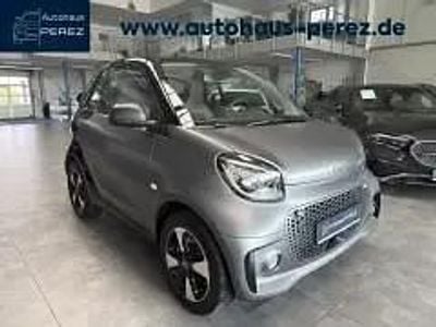 Usado Smart ForTwo Electric Drive Passion Exclusive 60 kW (82 HP) 2024 Preto Cabrios