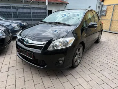 Gebraucht Toyota Auris Hybrid 136 PS (100 kW) 2012 Schwarz Limousine