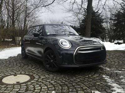 Second-hand Mini Cooper SE Resolute Edition 135 kW (184 CP) 2022 Verde Hatchback