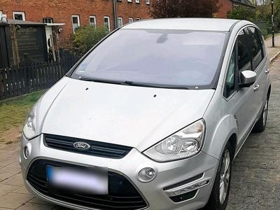 Gebraucht Ford S-MAX Titanium 160 PS (117 kW) 2014 Grau Van / Kleinbus