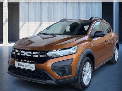 Second-hand Dacia Sandero Essentiel 101 CP (74 kW) 2024 Portocaliu Berlinǎ