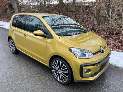 Gebraucht VW up! high up! 90 PS (66 kW) 2017 Gold Kleinwagen