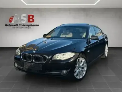 Usata BMW 525 Performance 204 CV (150 kW) 2010 Nero Berlina