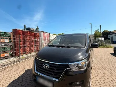 Gebraucht Hyundai H-1 170 PS (125 kW) 2019 Schwarz Van / Kleinbus