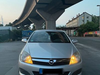 gebraucht Opel Astra Tüv bis 12.2025