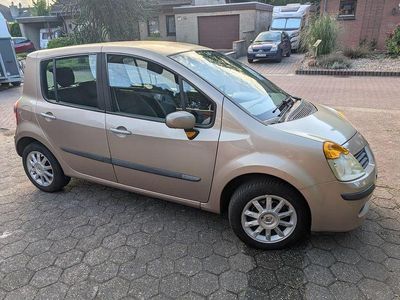 Gold Gebraucht 2005 Renault Grand Modus Van / Kleinbus | 1.550 €