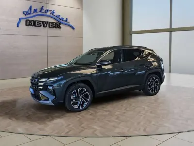 Neu Hyundai Tucson 288 PS (211 kW) 2026 Cypress grün SUV
