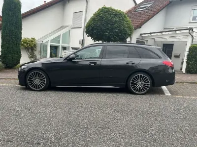 Gebraucht Mercedes C200 AMG 204 PS (150 kW) 2022 Grau Limousine