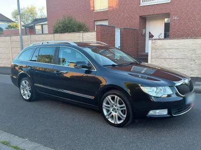 Brugt Skoda Superb 160 HK (117 kW) 2011 Sort Stationcar