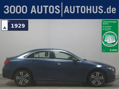 Gebraucht Mercedes A200 Progressive 150 PS (110 kW) 2020 Denimblau metallic Limousine