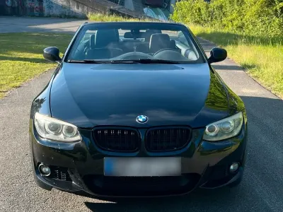 Gebraucht BMW 325 Cabriolet M Sport 218 PS (160 kW) 2010 Schwarz Cabrio
