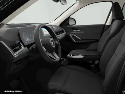 Gebraucht BMW X1 Shadowline 156 PS (114 kW) 2025 Cape york grün metallic SUV