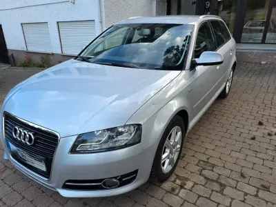 Gebraucht Audi A3 Ambiente 125 PS (91 kW) 2012 Silber Kleinwagen