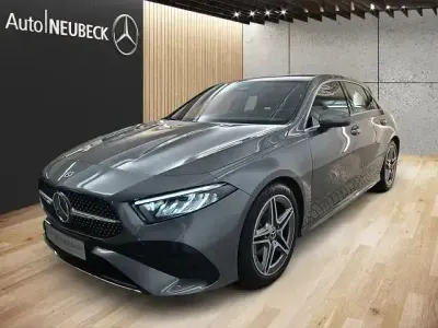 Gebraucht Mercedes A180 Advanced Plus 136 PS (100 kW) 2025 Lack mountaingrau Limousine