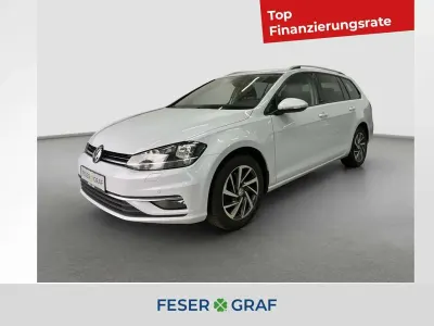 Gebraucht VW Golf VII Sound 150 PS (110 kW) 2017 White silver metallic Kombi