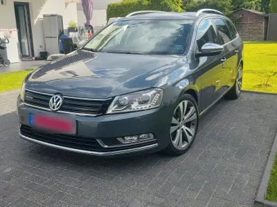 Gebraucht VW Passat 140 PS (102 kW) 2013 Grau Kombi