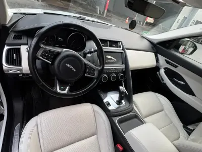Gebraucht Jaguar E-Pace R-Dynamic 179 PS (131 kW) 2018 Weiß SUV