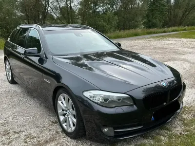 Gebraucht BMW 530 Sport Line 258 PS (189 kW) 2012 Kombi