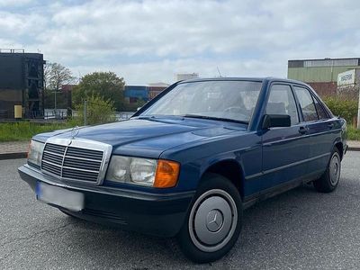 Second-hand Mercedes 190 118 CP (86 kW) 1986 Albastru Berlinǎ