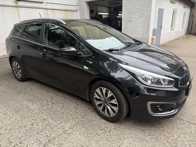 Gebraucht Kia Ceed Sportswagon Platinum 128 PS (94 kW) 2016 Schwarz Kombi