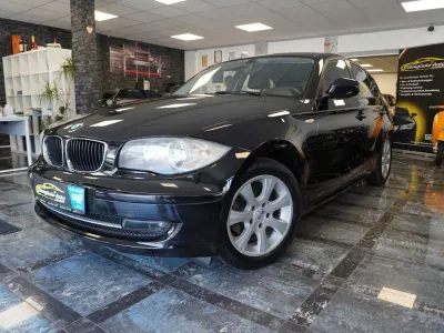 Gebraucht BMW 116 Advantage 122 PS (89 kW) 2011 Schwarz Kleinwagen