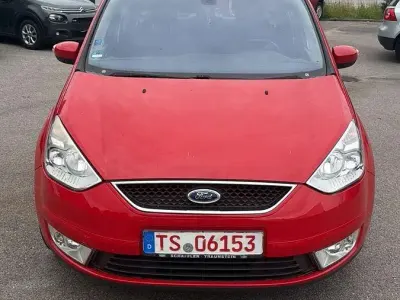 Gebraucht Ford Galaxy Trend 145 PS (106 kW) 2008 Rot Van / Kleinbus