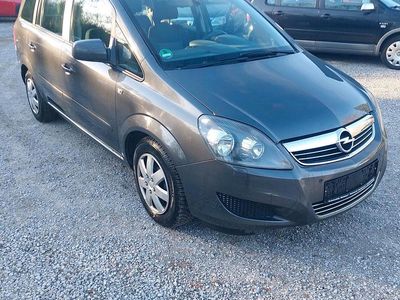 Gebraucht Opel Zafira 115 PS (84 kW) 2012 Grau Van / Kleinbus
