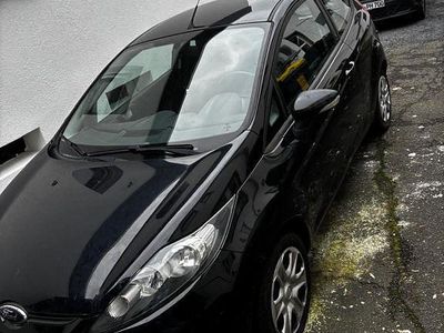 Schwarz Gebraucht 2012 Ford Fiesta Trend Kleinwagen | 3.950 € (Fairer Preis)