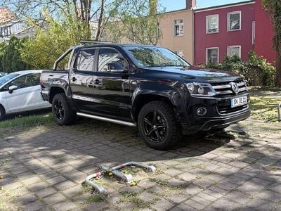 Second-hand VW Amarok 165 CP (121 kW) 2012 Negru Pickup