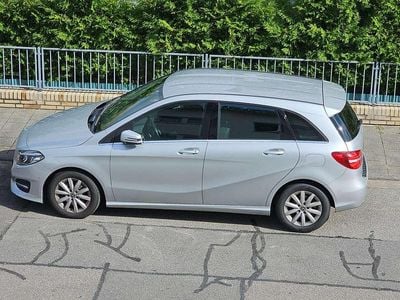Mercedes B180
