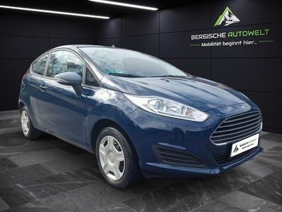 Gebraucht Ford Fiesta Celebration 60 PS (44 kW) 2015 Blazerblau Kleinwagen
