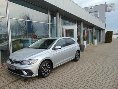 Gebraucht VW Polo Life 95 PS (69 kW) 2023 Silber Kleinwagen