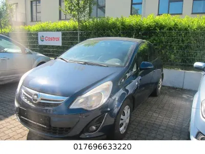 Używany Opel Corsa 87 KM (63 kW) 2011 Niebieski Hatchback