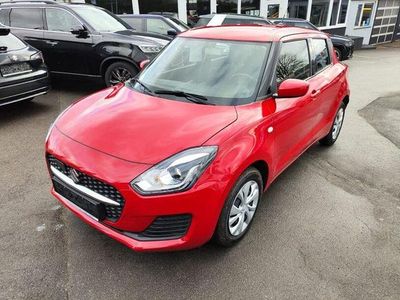 Gebraucht Suzuki Swift Club 83 PS (61 kW) 2022 Rot Kleinwagen