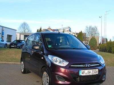 Gebraucht Hyundai i10 Edition 69 PS (50 kW) 2012 Violet Kleinwagen