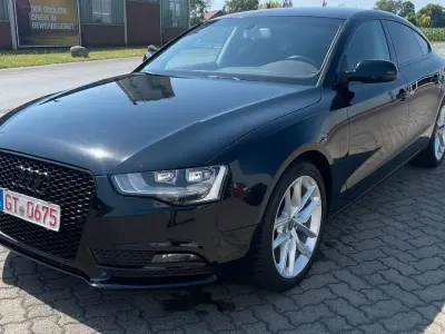 Gebraucht Audi A5 Sportback Sport 170 PS (125 kW) 2012 Schwarz Kleinwagen