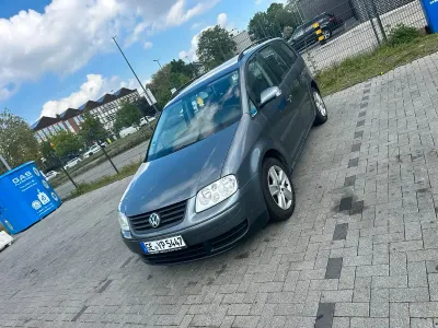 Używany VW Touran 105 KM (77 kW) 2003 Srebrny Minivan