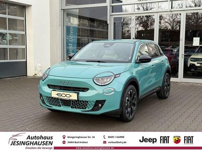 Blau Neu 2025 Fiat 600E La Prima SUV | 33.750 € (Fairer Preis)
