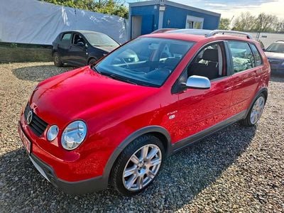 Usata VW Polo Cross S 64 CV (47 kW) 2004 Rosso Utilitaria