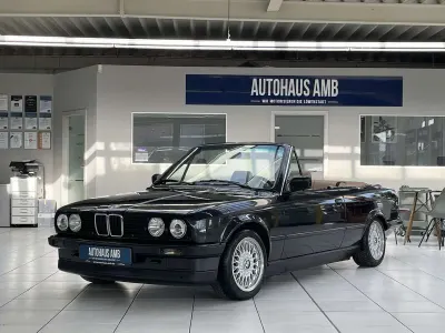 Gebraucht BMW 320 Sport Line 129 PS (94 kW) 1988 Schwarz Cabrio