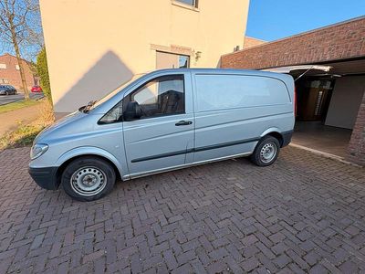 Second-hand Mercedes Vito 88 CP (64 kW) 2005 Argintiu Van