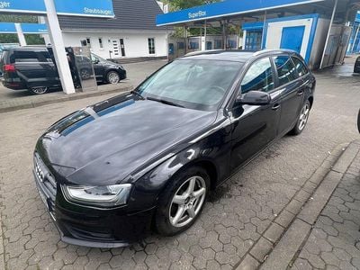 Usado Audi A4 177 HP (130 kW) 2013 Cinzento Carrinha