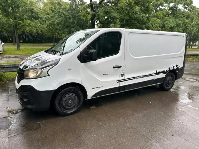 Gebraucht Renault Traffic 120 PS (88 kW) 2016 Weiß Van / Kleinbus