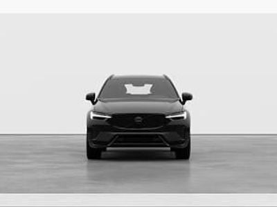 Neu Volvo XC60 Plus 250 PS (183 kW) 2025 Schwarz (onyx schwarz metallic) SUV