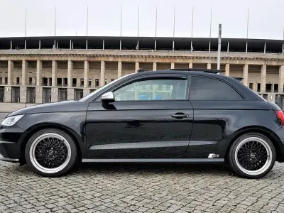 Gebraucht Audi S1 Sport 310 PS (228 kW) 2014 Schwarz Kleinwagen